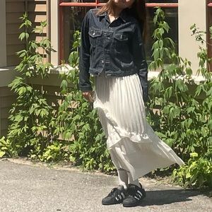 White long skirt/ denim Jacket